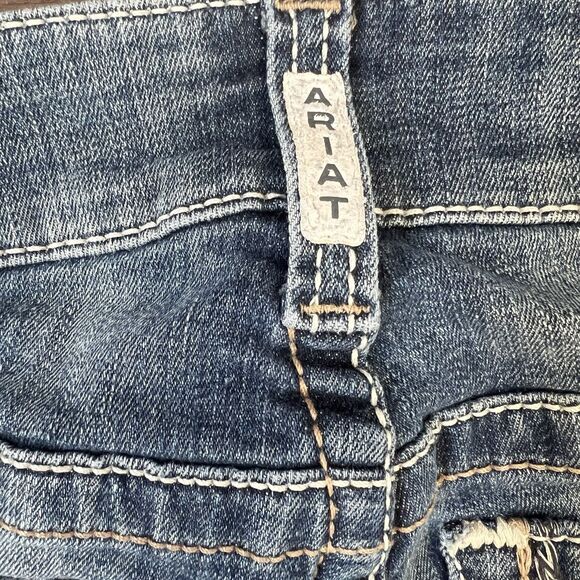 Ariat Real MR Denim Jeans Size 28S Short Low Mid Rise Bootcut Entwined Stretch - Picture 13 of 14
